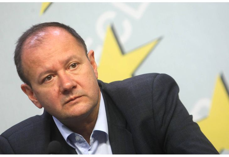 Михаил Миков Михаил Миков